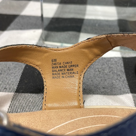 Born B.O.C. Camelia Sandals Size 6M Slingback Strappy Open-Toe Blue - Picture 9 of 10